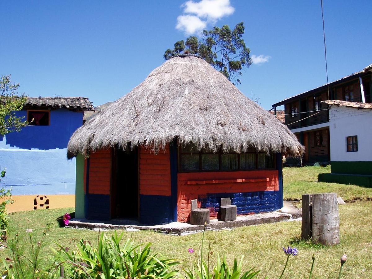 Casa Aida Hostal Y Restaurante Hotel Ibarra Luaran gambar